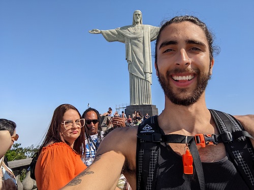 summit-selfie